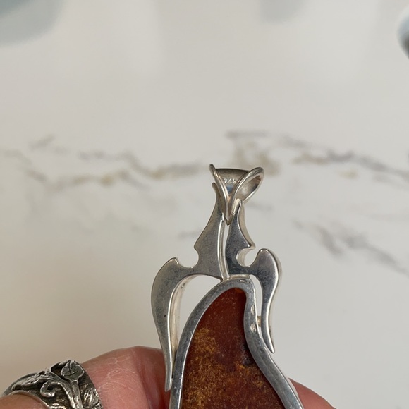 Large butterscotch Amber pendant, beautiful piece - Picture 4 of 7